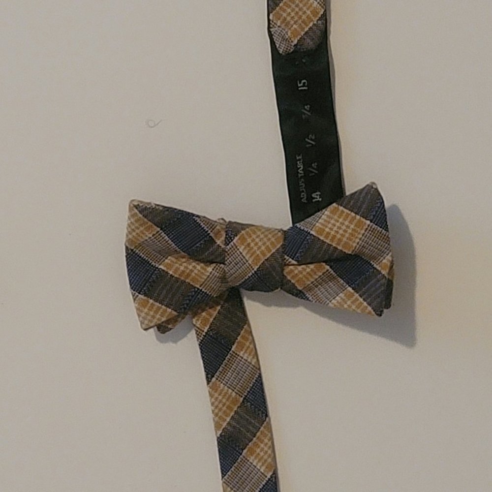 Bow Tie - Picture 2 of 2